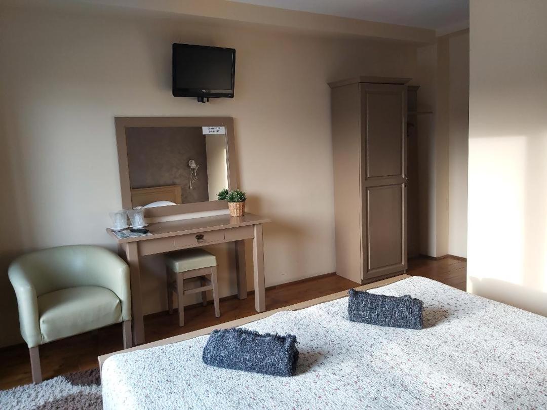 Pensiunea Unio Săcele Exteriér fotografie